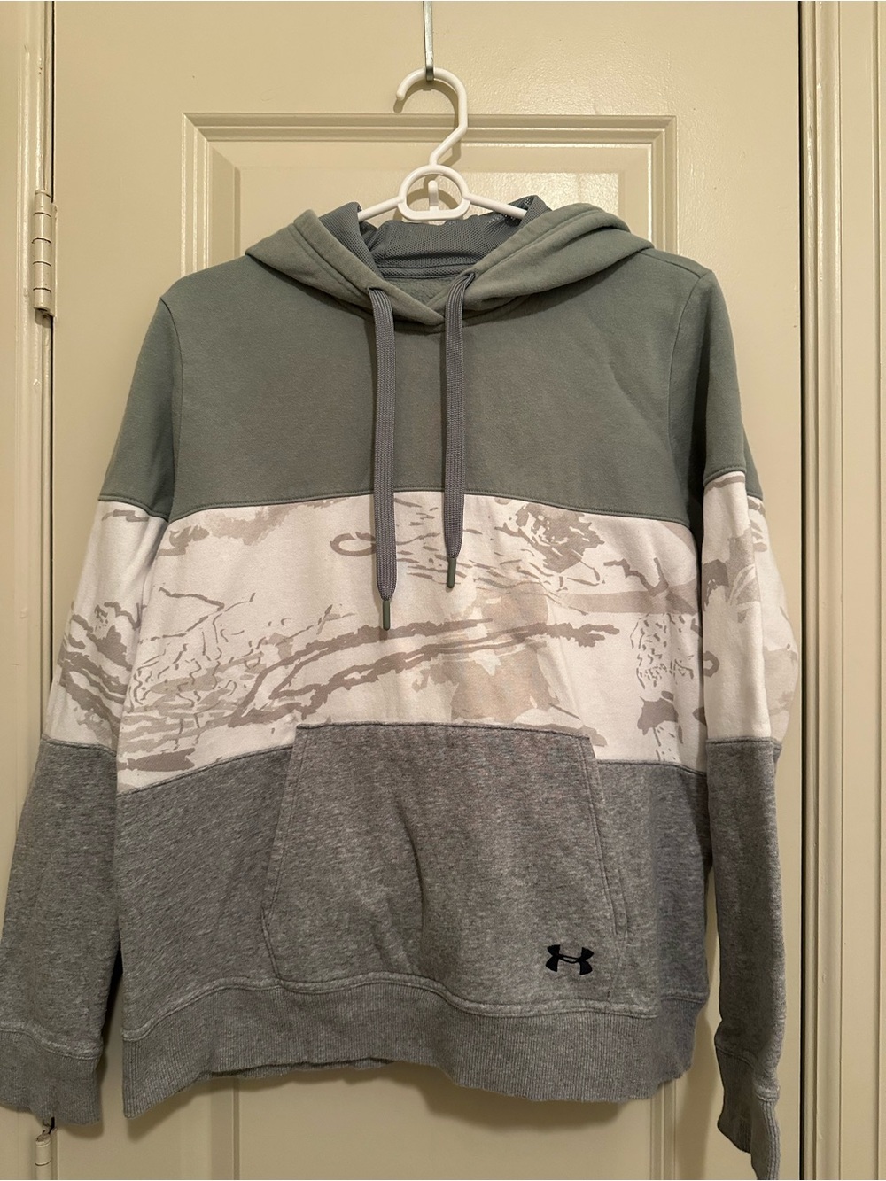 Under Armour Men’s Colorblock Pullover Hoodie - Sage/White/Gray